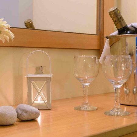 Junior Hotel イリア エクステリア 写真